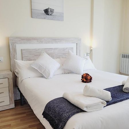 Guest House Ainsa Pirineos ห้อง รูปภาพ