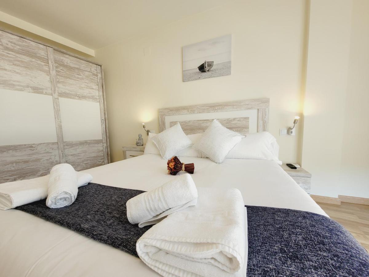 Guest House Ainsa Pirineos ภายนอก รูปภาพ